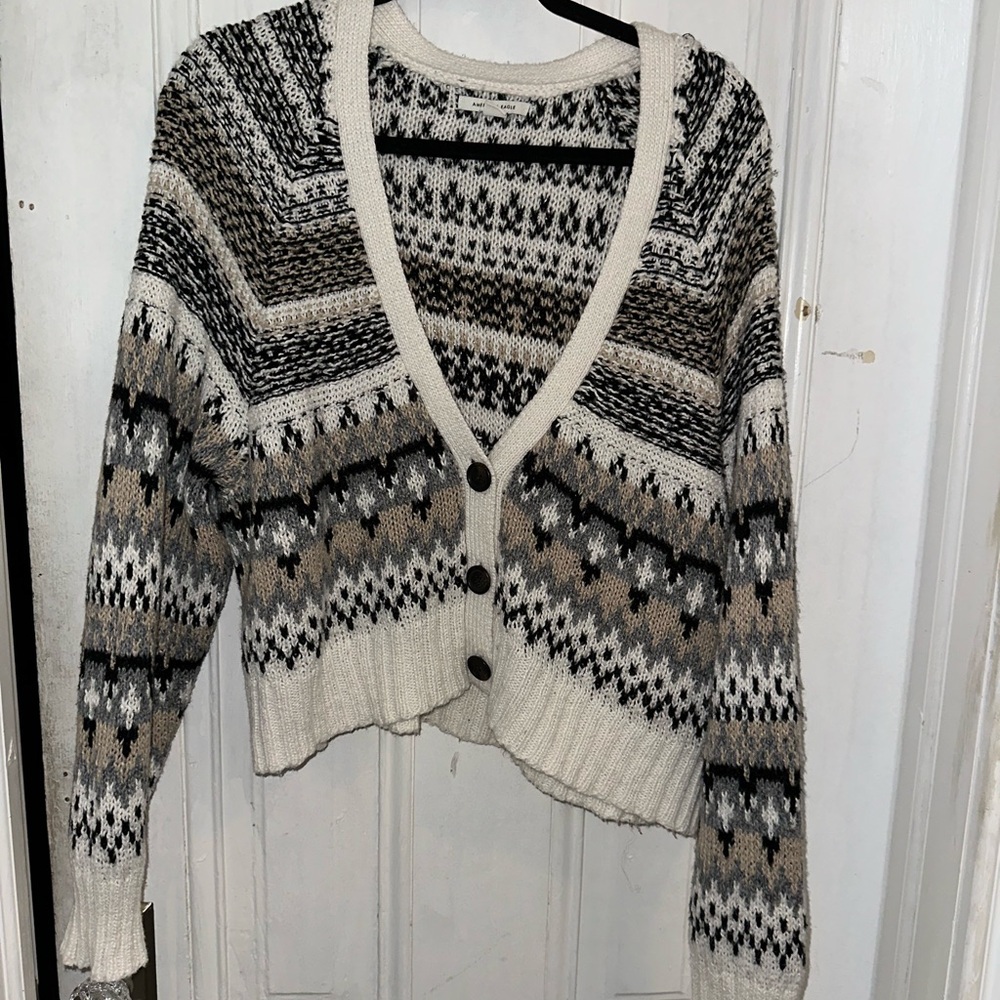 American Eagle Sweater
